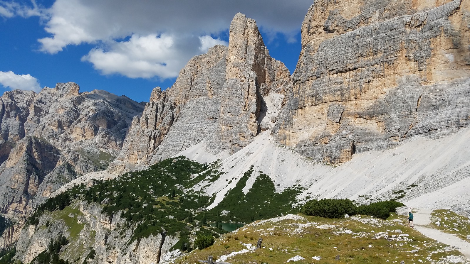 Спуск в Фанес-Сенес-Брайес