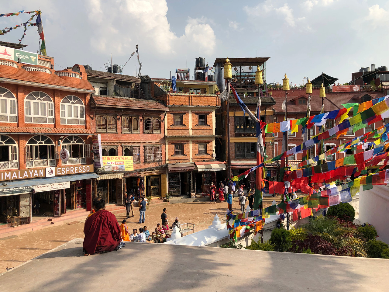 Молитвенные флаги в Катманду