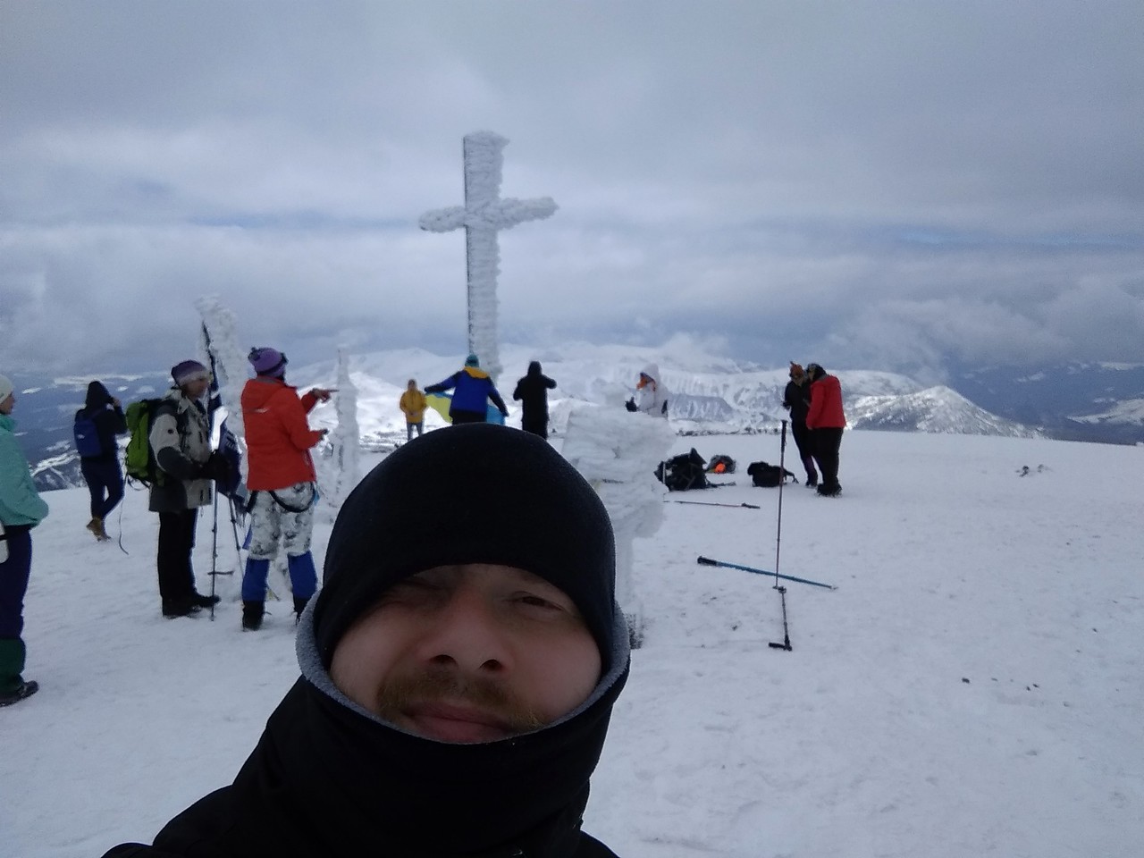 Восхождение на Петрос с группой