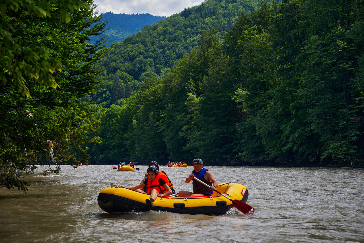 По Тисі на рафтах. Сплав в Карпатах