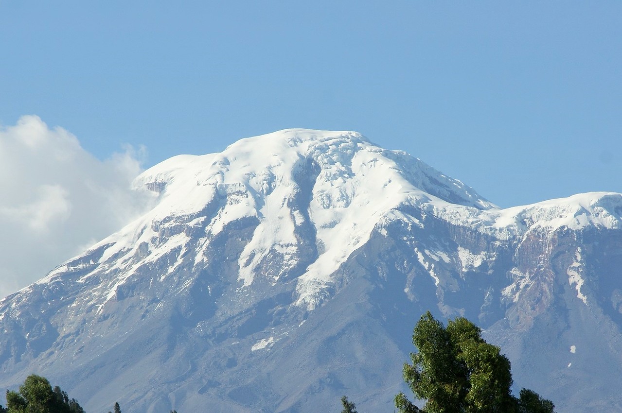 Вулкан Чімборасо з Баньйосу