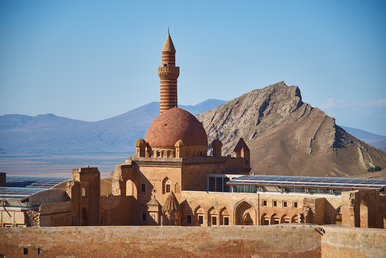 Крепость Догубеязит. Восхождение на Арарат