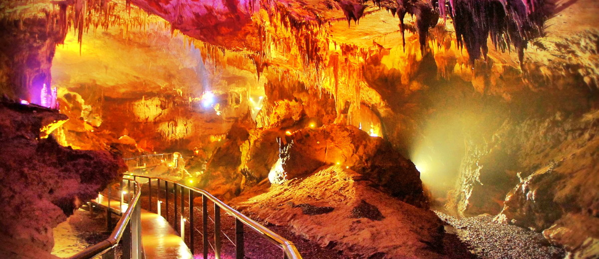 Печера Прометея фото