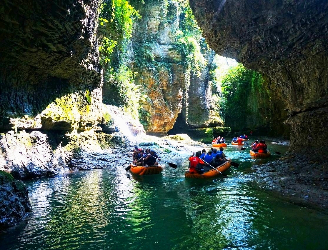 Каякінг в Мартвильському каньйоні