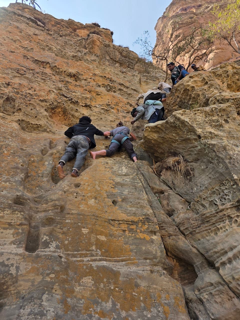 шлях до Abuna Yemata Guh