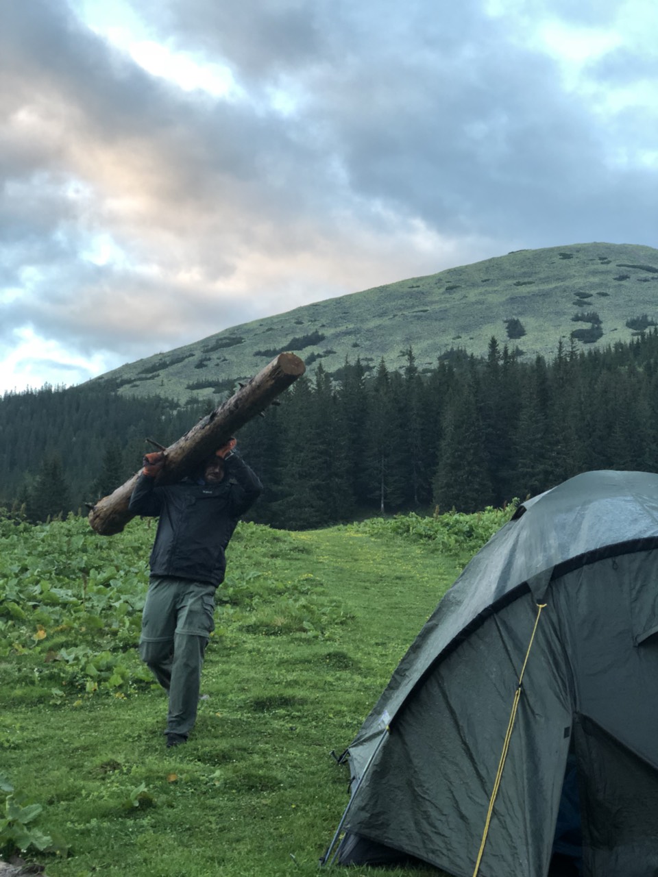 Лагерь под Синяком