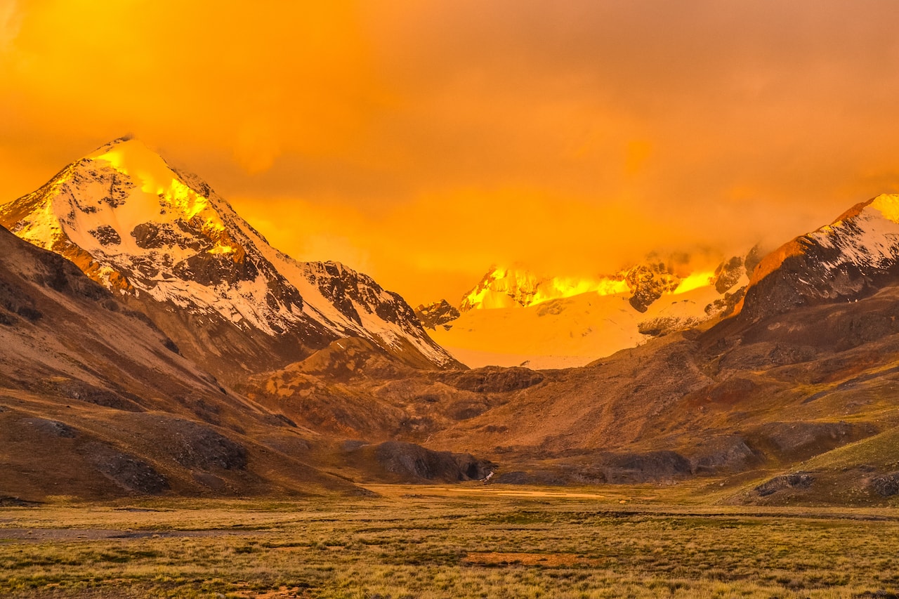 закат с видом на Уайна Потоси