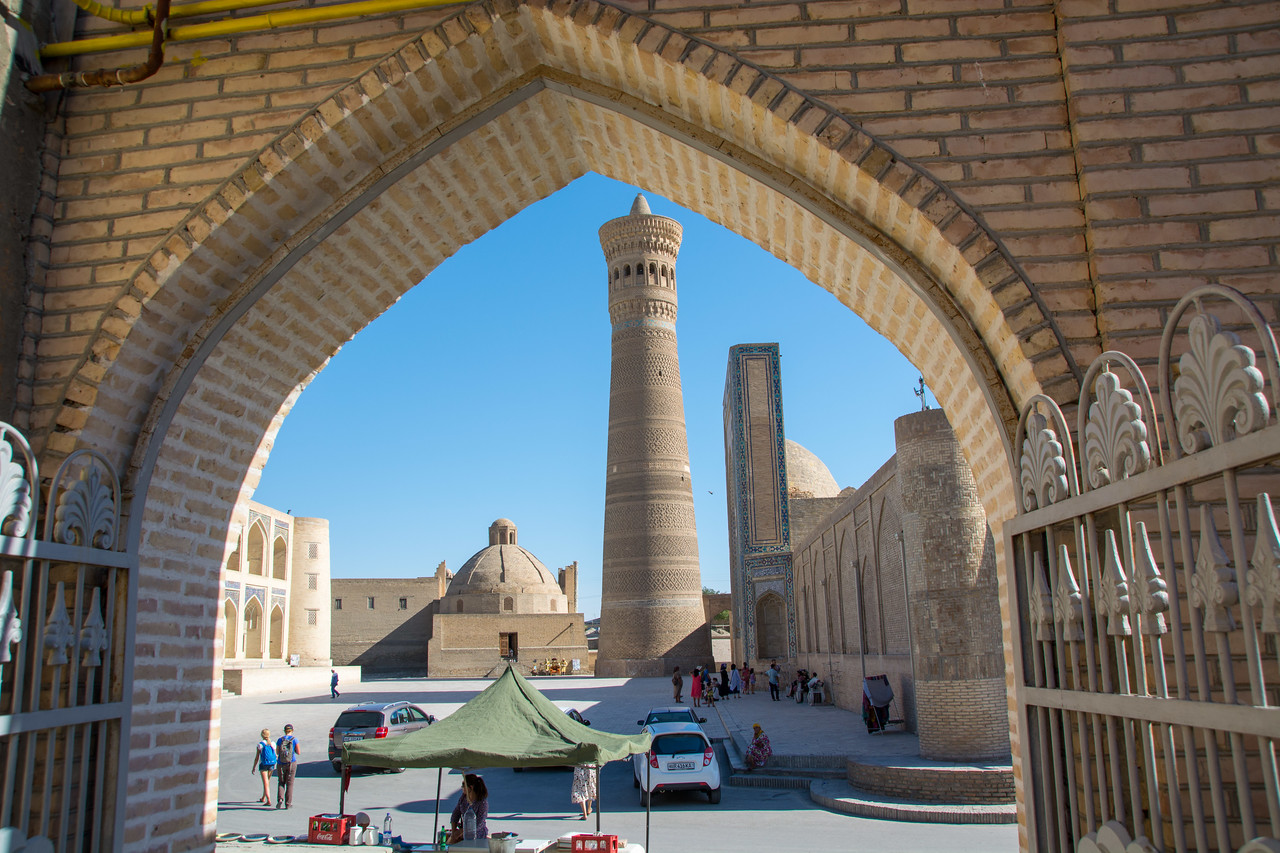 Центральний мінарет Бухари