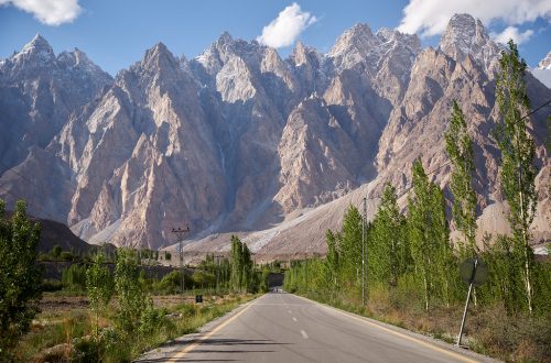 Каракорумське шосе, похід в Пакистані