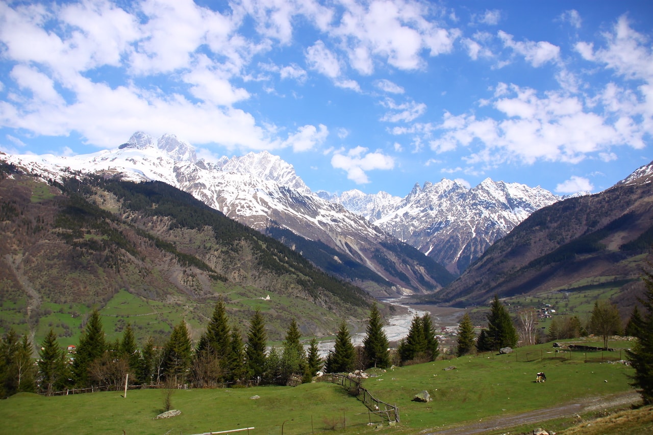 лайт поход по сванетии в мае