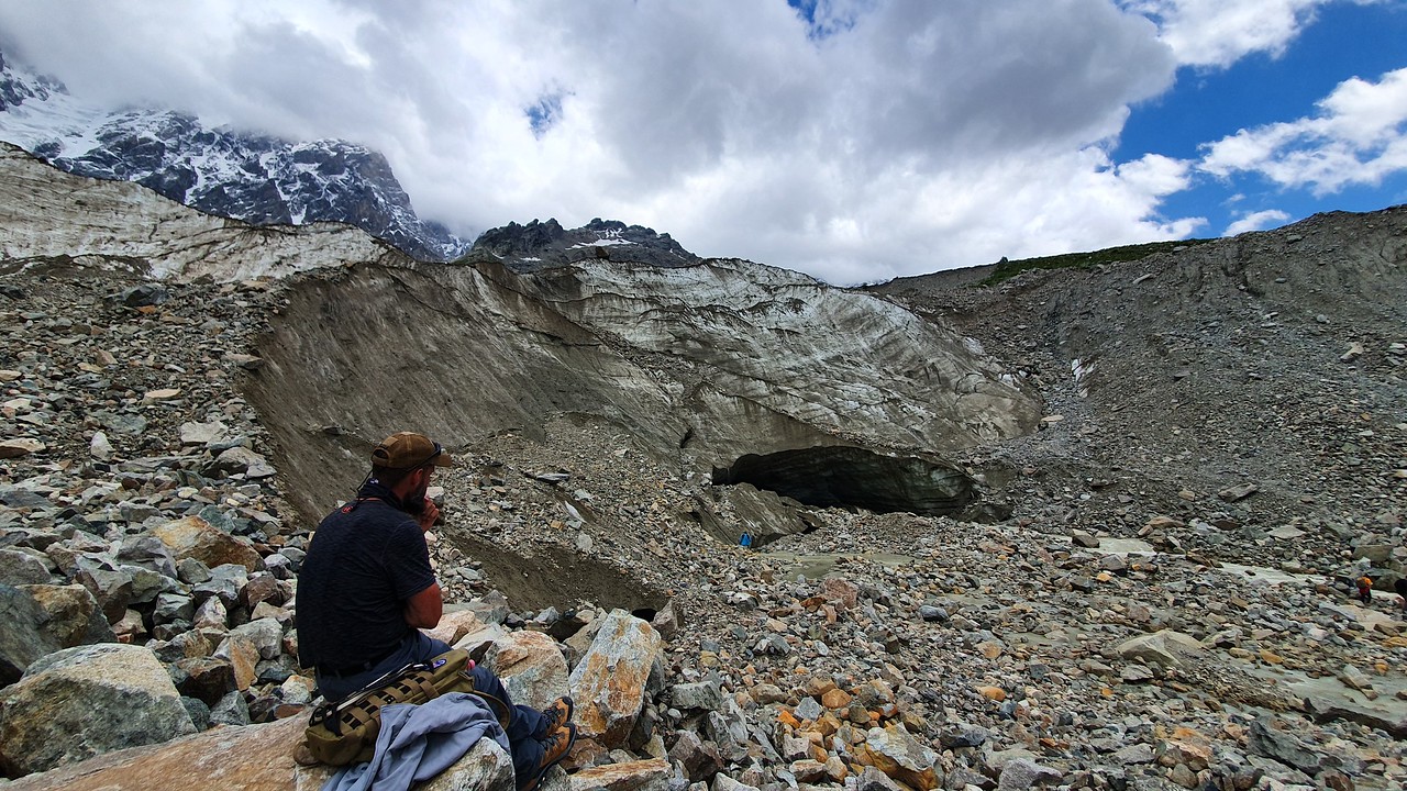 Морена ледника Шхары