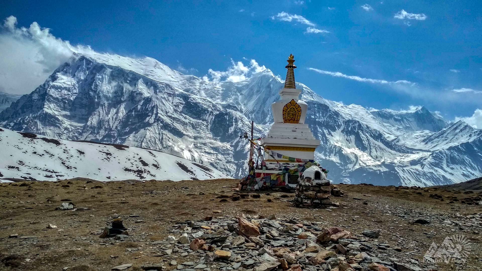 Непал горы Аннапурна издалека