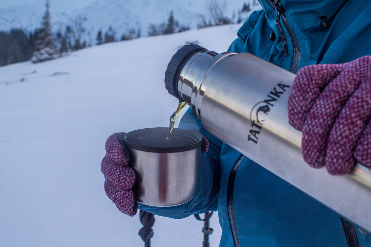 термос в зимових походах