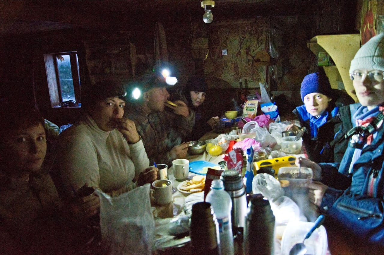 В колыбе. Поход зимой