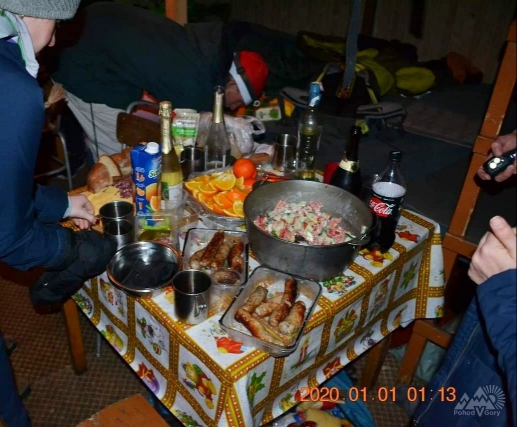 Новорічний похід на Говерлу. Свято в колибі