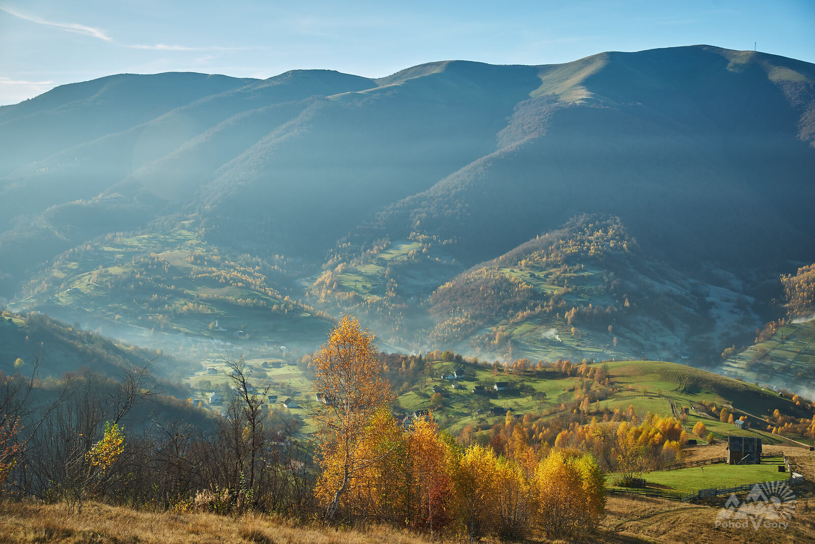 Тури на Закарпаття осінню
