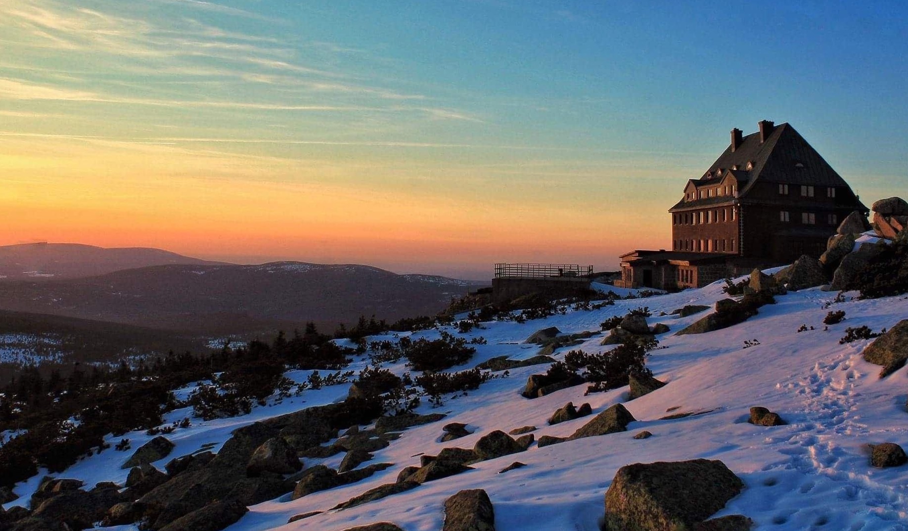 гірське схроніско в Карконошах