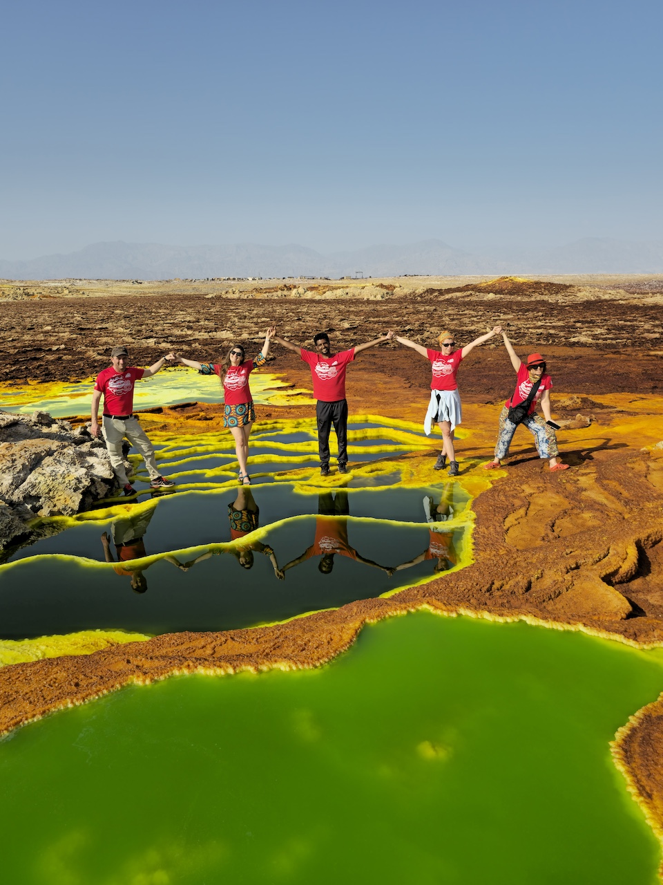 кислотні басейни Далол