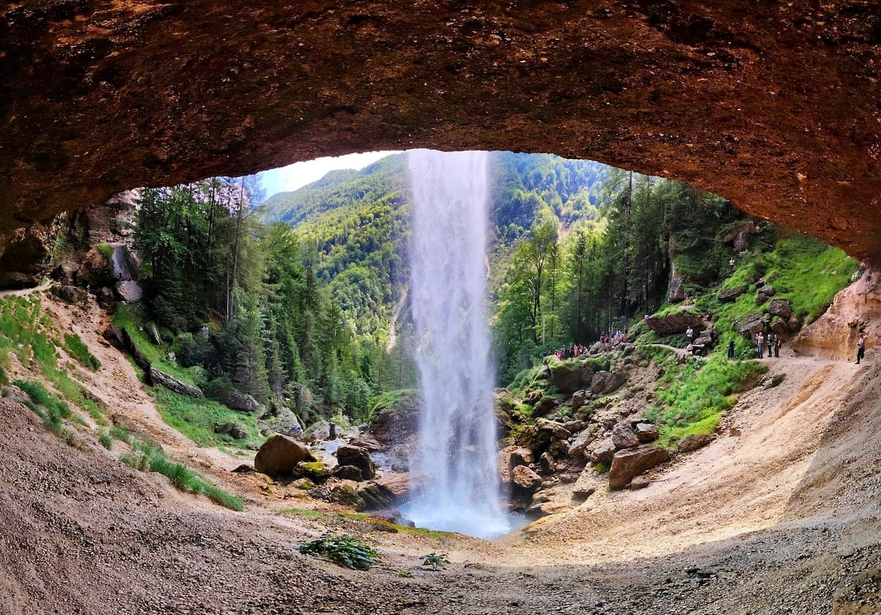 Водоспад Перичник