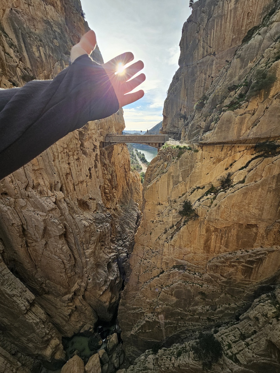 до сонця над Caminito del Rey