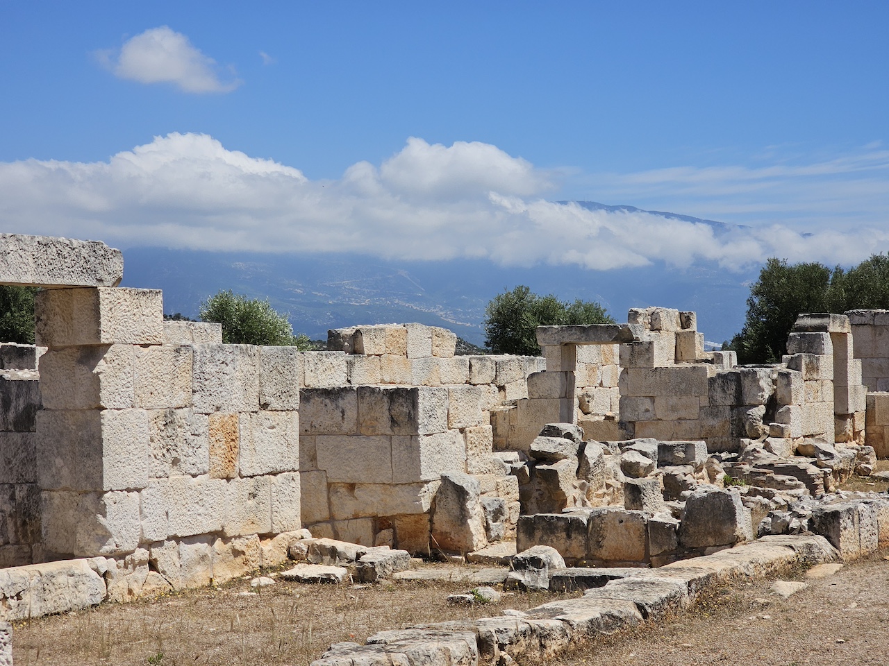 Руины города Патара в Турции