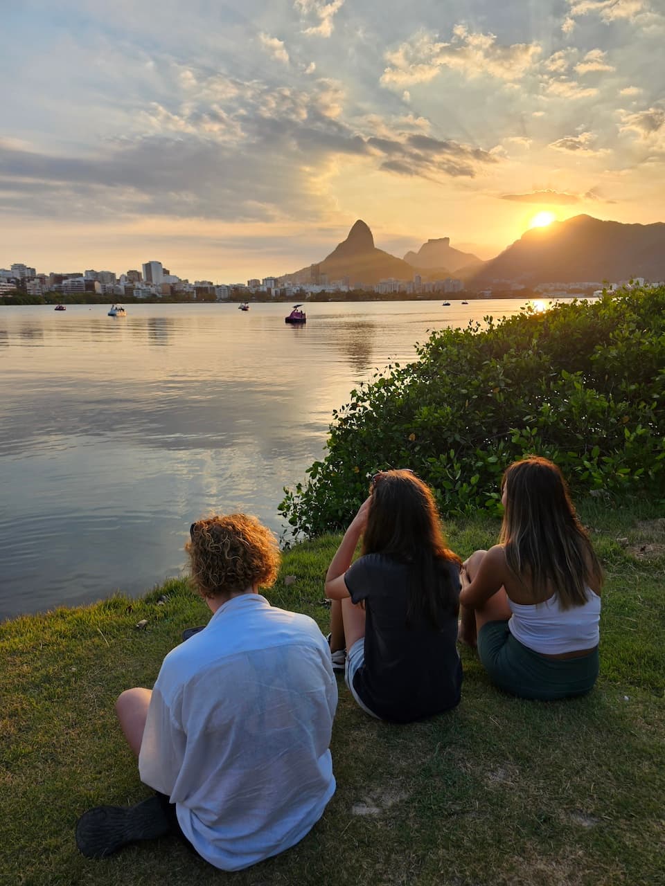 Озеро Родрігу-де-Фрейташ